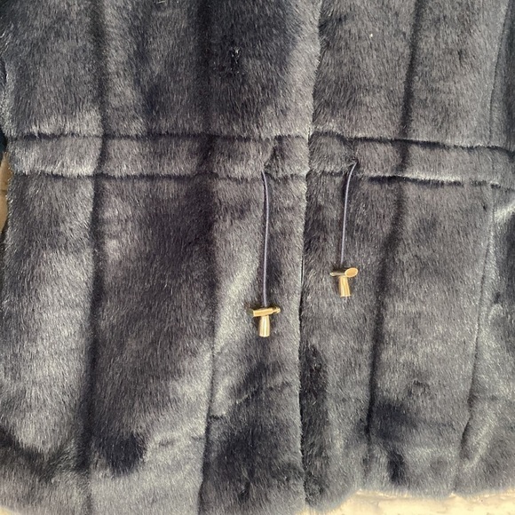 Derby Kids navy blue faux fur hooded jacket - Picture 3 of 7